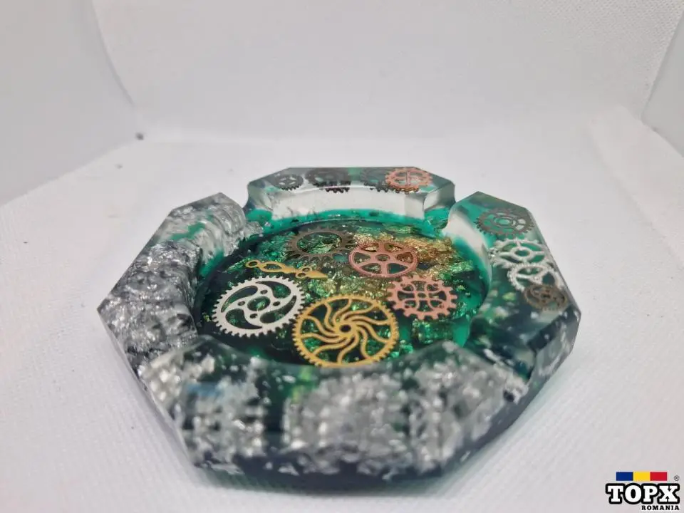 Scrumiera din rasina expodica