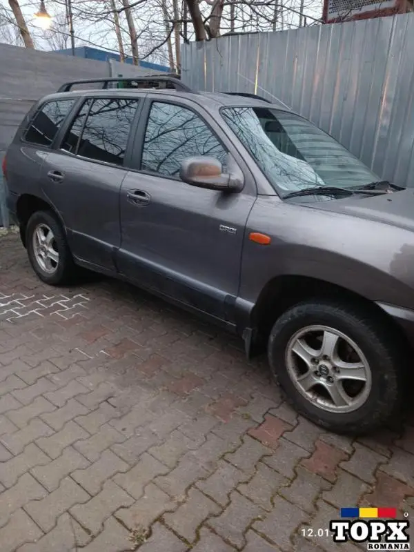 Dezmembrez Hyundai santa Fe an 2004