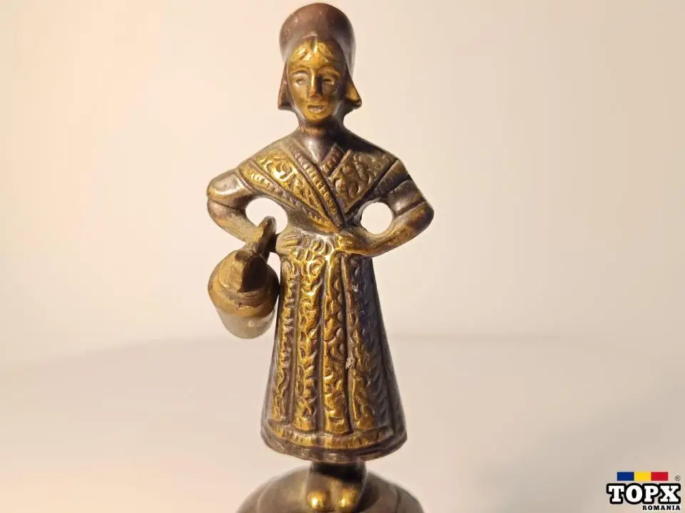 Clopot de epocă din bronz Sanctus lady AQVILA AGNVS X PELICANVS LEO Anglia