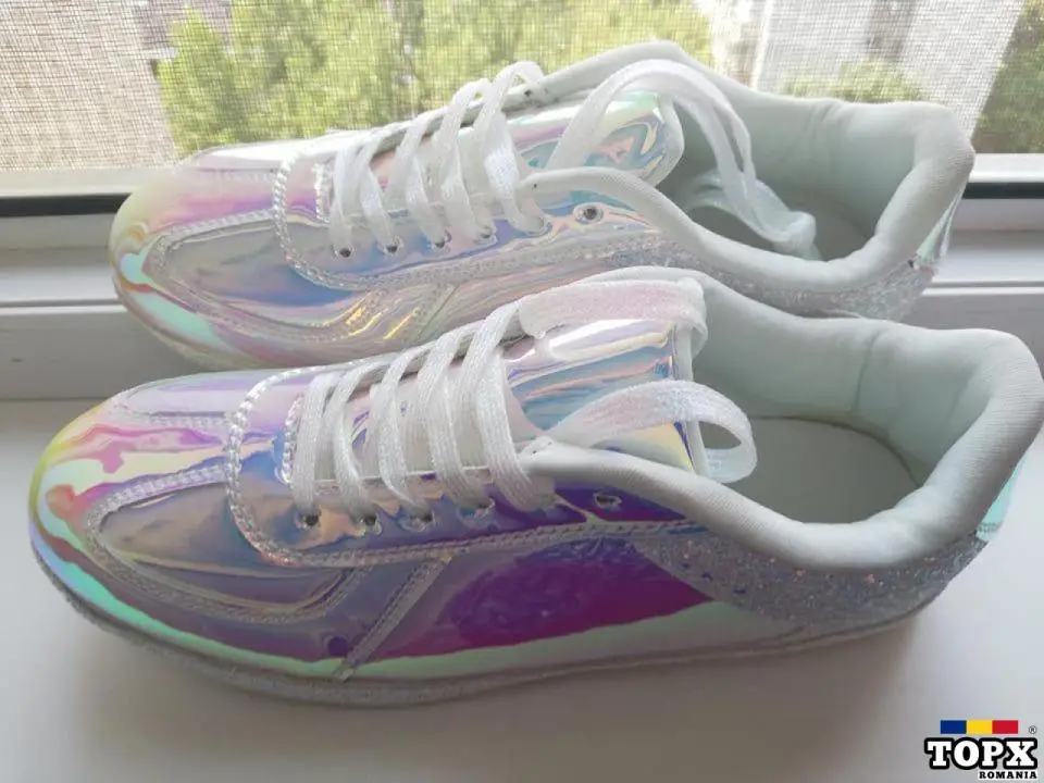 Adidasi deosebiti, nr 41 - 3