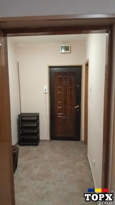 Garsonieră de închiriat zona Pajura