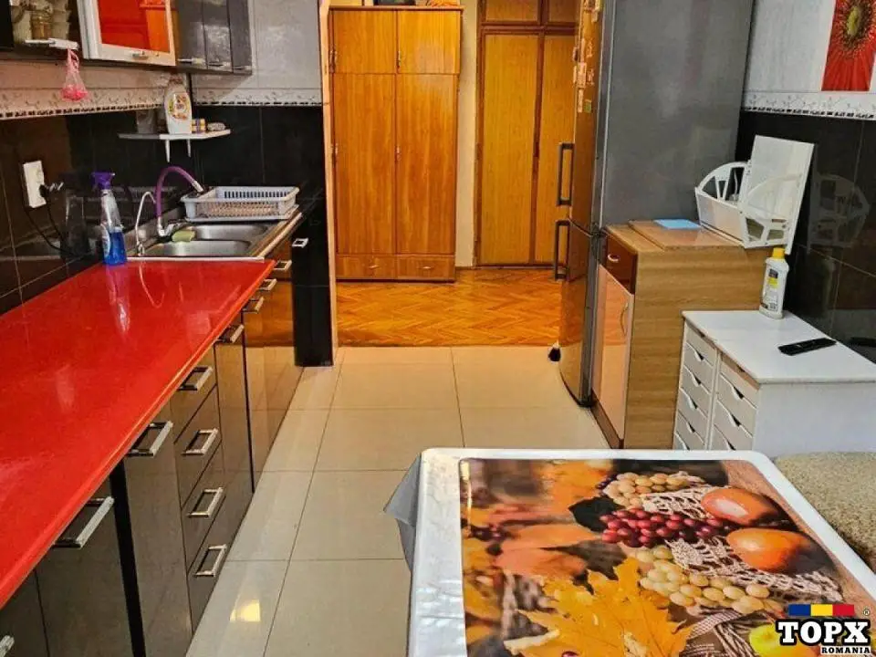 Apartament 4 camere- Gorjului - 11