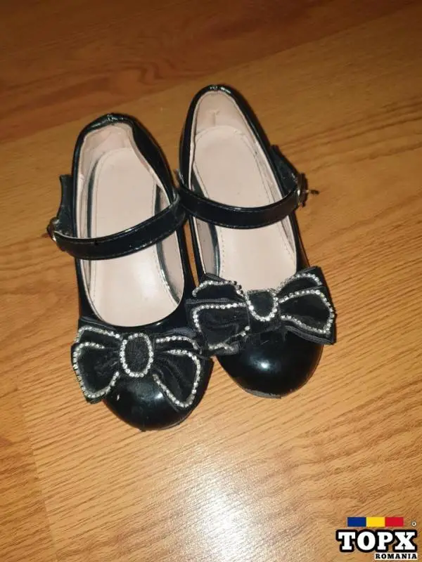 Rochita si pantofi fetite 3-4 anisori