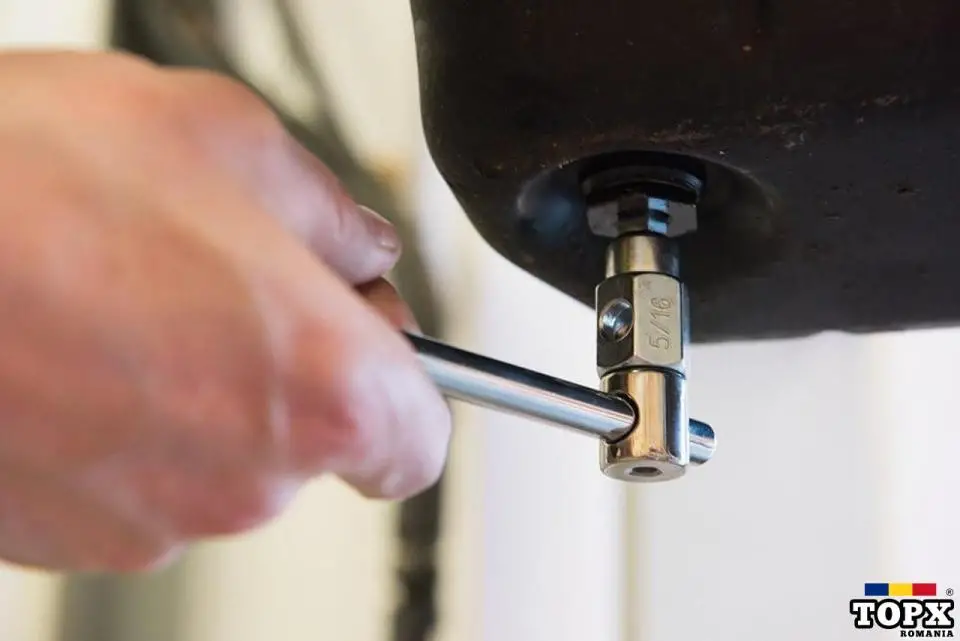 SILVERLINE set chei universale pt suruburi scurgere ulei auto ,sigilat - 4