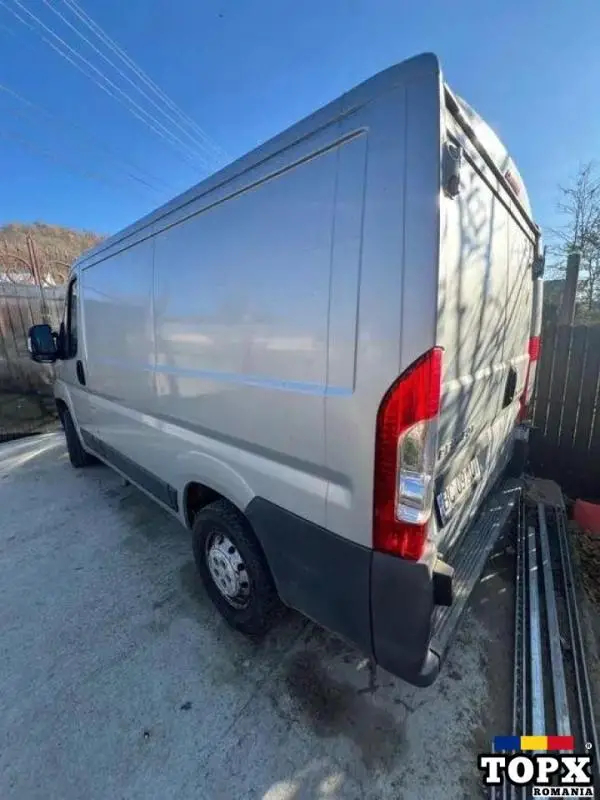 Peugeot Boxer 2008 – Autoutilitară spațioasă și fiabilă - 4