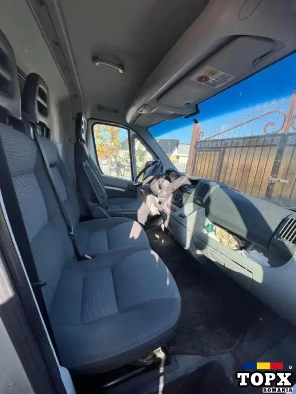 Peugeot Boxer 2008 – Autoutilitară spațioasă și fiabilă - 6