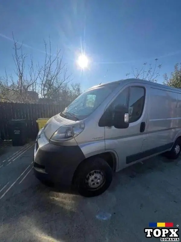 Peugeot Boxer 2008 – Autoutilitară spațioasă și fiabilă - 8