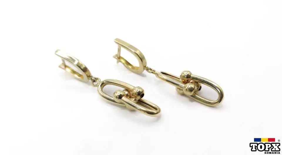 Cercei Lungi din Aur de 14K – Eleganță și Impact Vizual