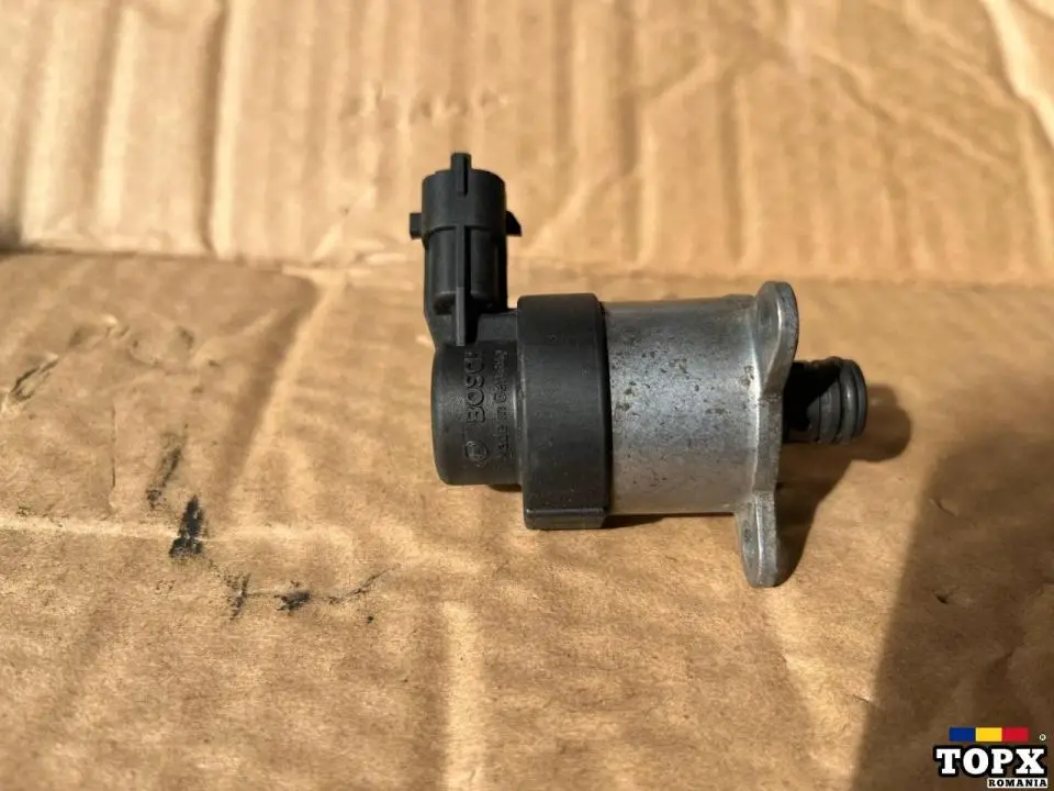 Regulator presiune combustibil Ford Peugeot Citroen 1.6 hdi si 1.4 hdi 0928400607