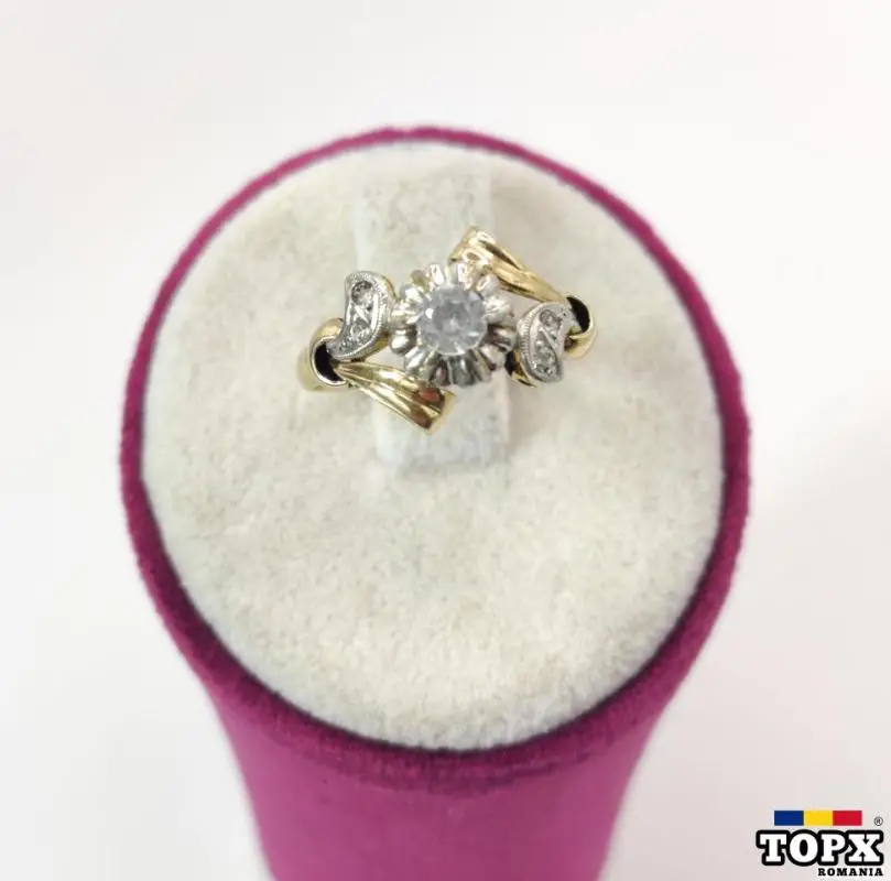 Inel din Aur de 18K cu Safire Albe Țintuite în Argint