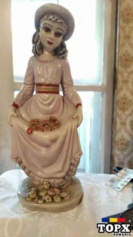 Vând bibelouri, porțelan, statuete abanos și ceramica - 9