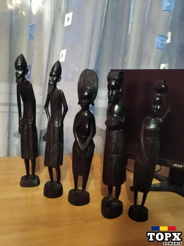 Vând bibelouri, porțelan, statuete abanos și ceramica - 21