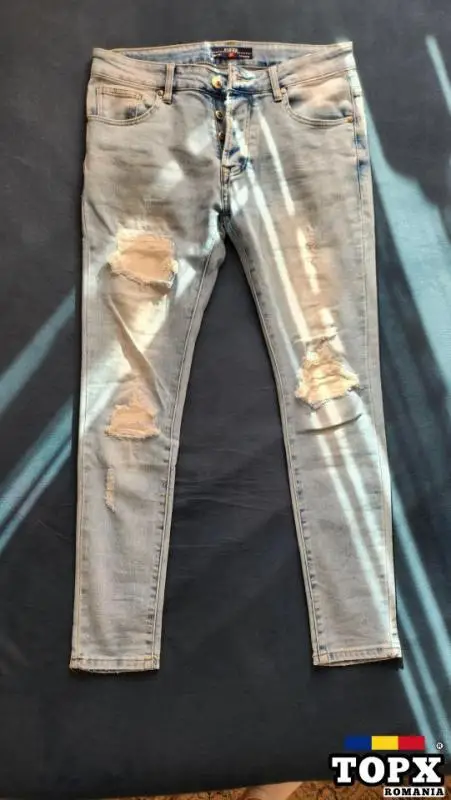 Blugi barbatesti, curea inclusa