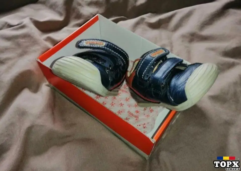 Ghetuțe Biomecanics,măr.24 băiețel