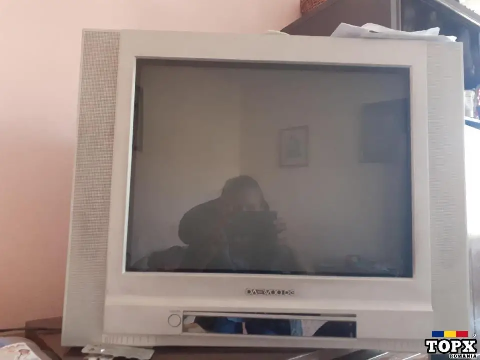 Vand TV Daewoo cu tub 52 cm diagonala