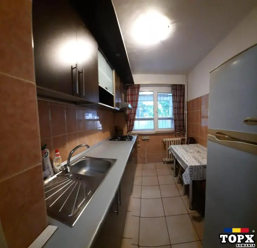 2 camere, intre metrou Gorjului si Pacii, Bld Iuliu Maniu, semistradal