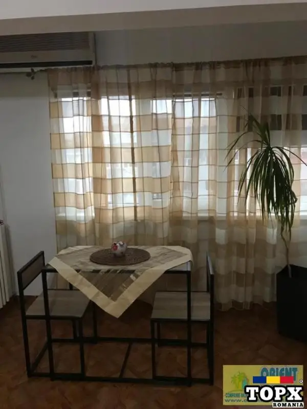 Capitol, garsoniera, 28mp, mobilata, inchirieri Constanta