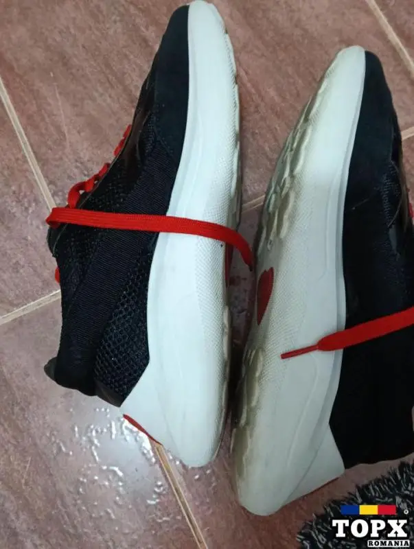 Adidași Moschino mărimea 38 - 3