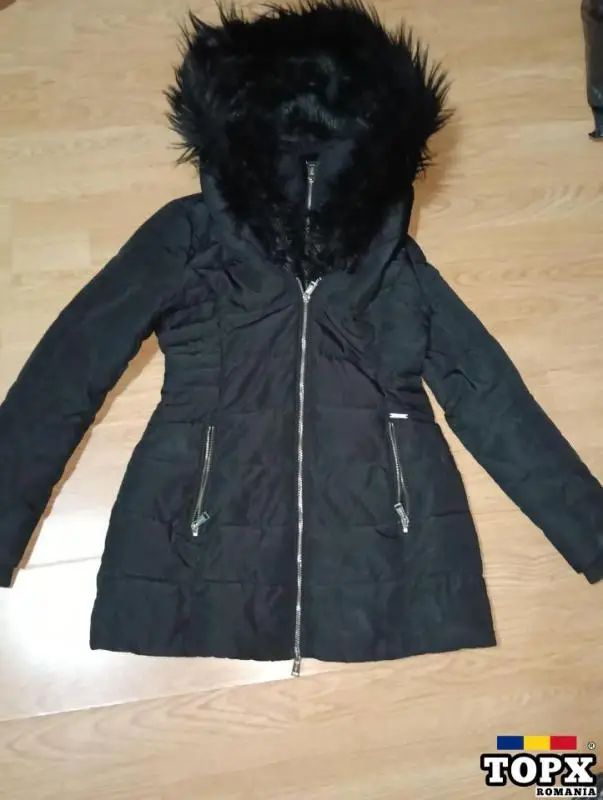 Geaca Guees cu puf marimea S