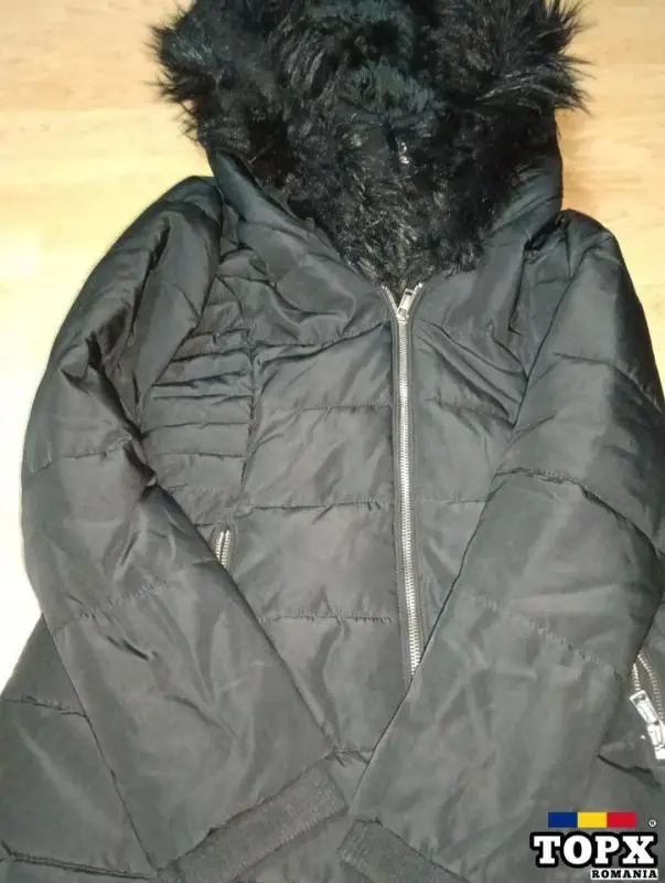 Geaca Guees cu puf marimea S - 5