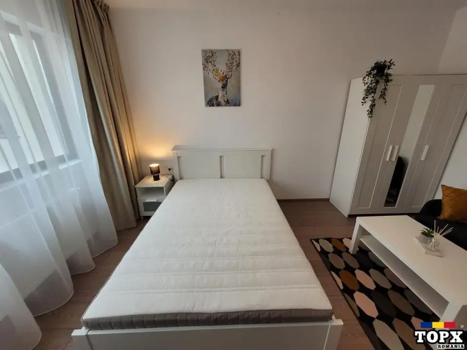 Garsoniera de vanzare Regie