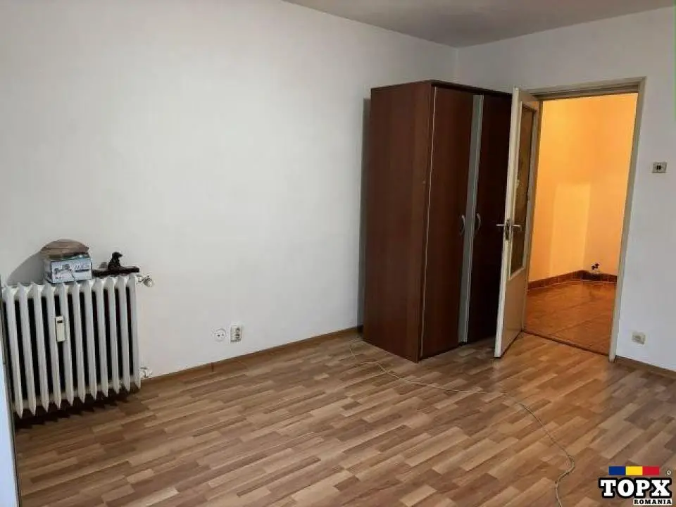 Garsoniera cu balcon 32mp, Bucuresti, Titan, 59.000euro