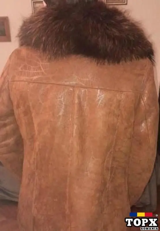 cojocel din piele intoarsa imblanit cu guler din blana de vulpe - 3