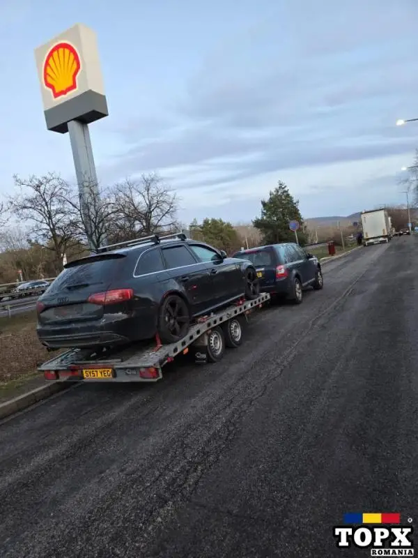 Dezmembrez audi a4 s line