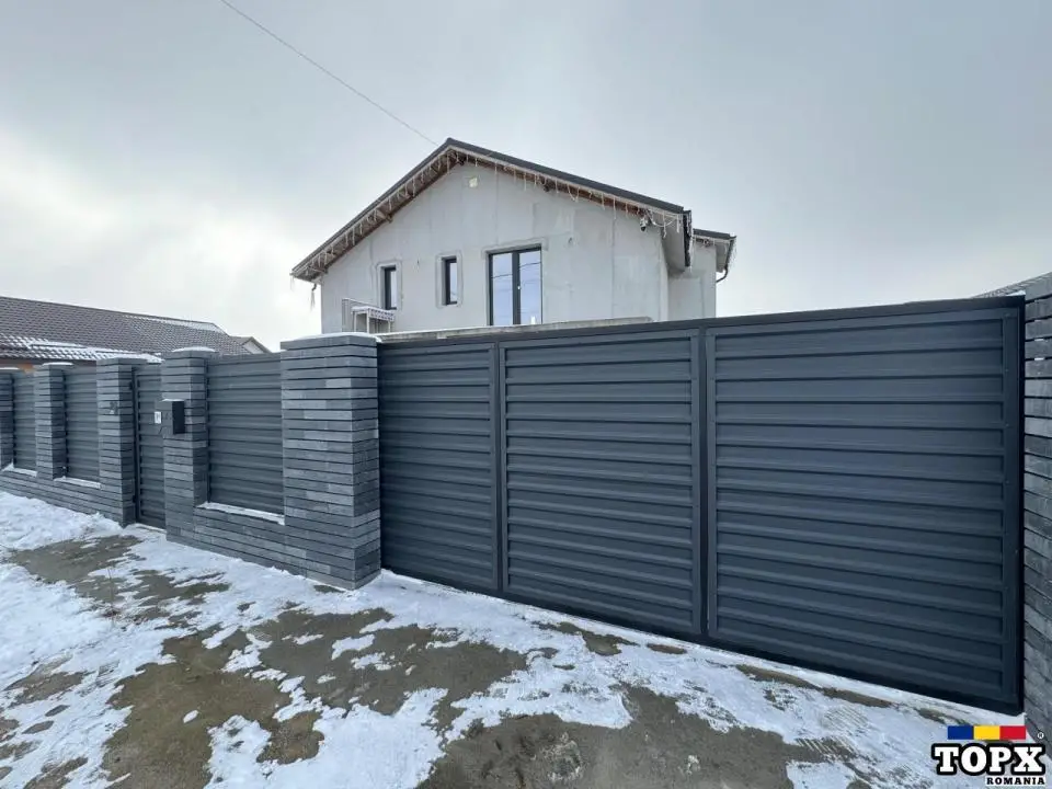 Gard din tabla cutata model T18 vopsit mat pe ambele parti 0.50mm grosime