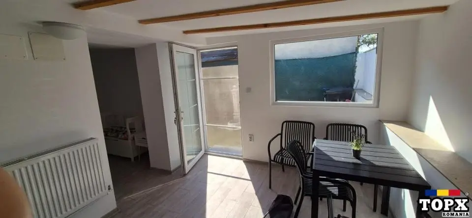 Casă 3 camere – Palazu Mare | teren 280 mp | renovată complet