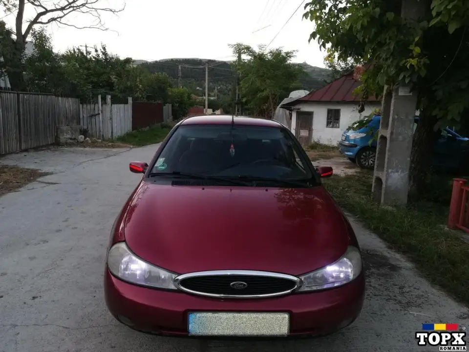 Ford Mondeo -functional sau pentru tichet rabla