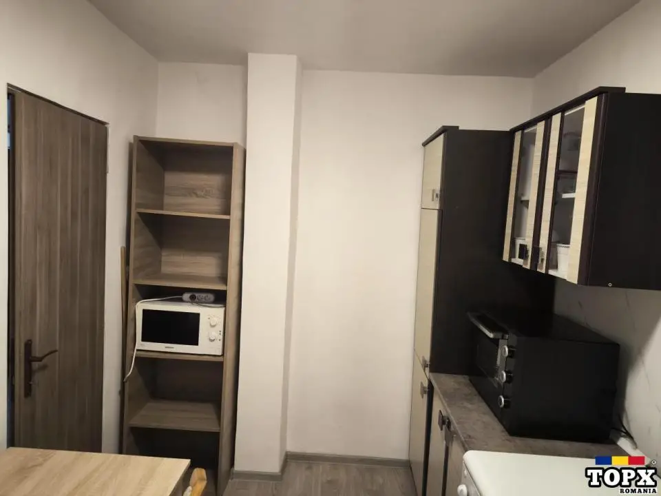 Închiriez Apartament cu o Cameră
