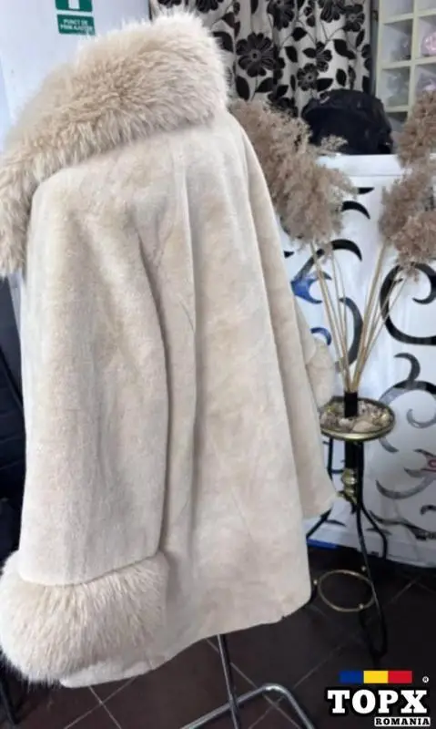 Haina blana artificiala extra calitate de colectie - 3