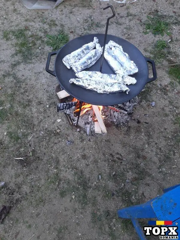 Teren intravilan 1320mq descidere la drumul national