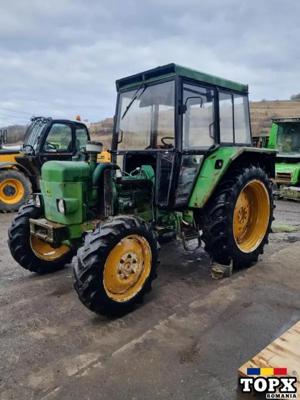 Dezmembram tractor John Deere 2130