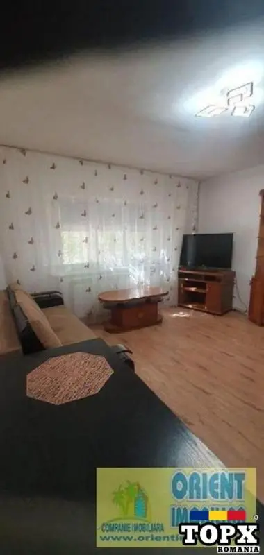 Primo, Dezrobirii, decomandat, 2 camere, parter, gaze, vanzari Constanta