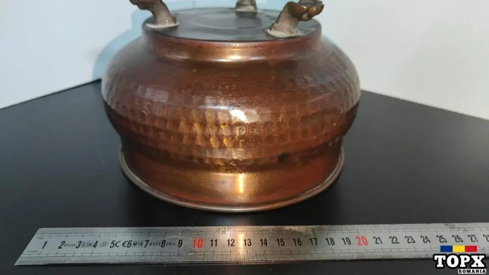 Vas de cupru vintage cu 3 picioare zoomorfe (labe de leu) - Piesă rară, bătut manual!