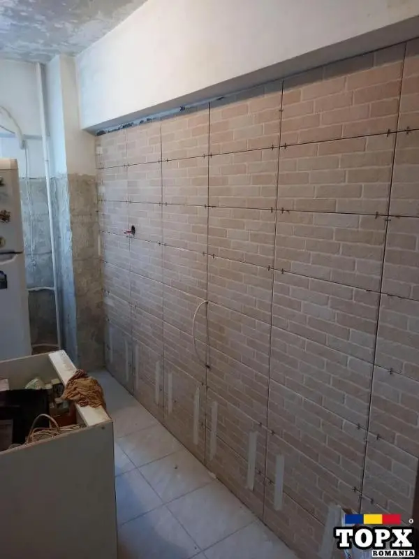 renovari apartamente case spatii comerciale faianta gresie rigips parchet...