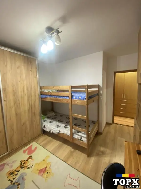 Închiriez apartament 3 camere Ploiesti
