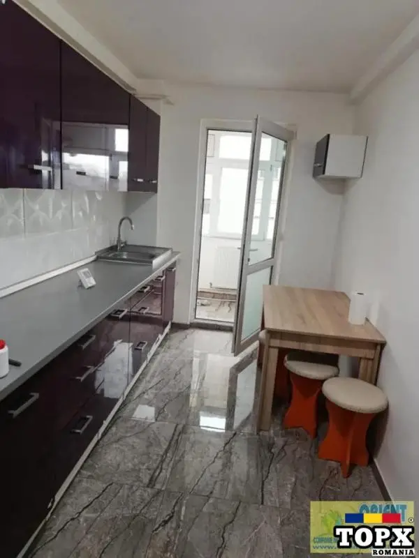 Centru, Ferdinand, 2 camere, mobilat, gaze, inchirieri Constanta