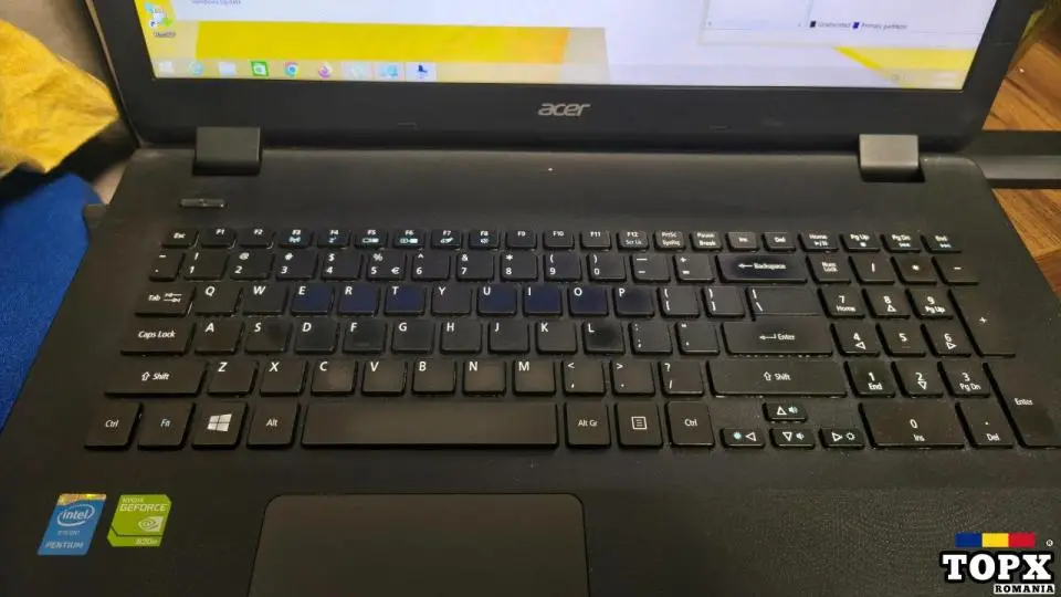 Laptop ACER ES1-711 – MODEL ZYL – 17”inch