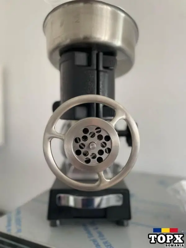 masina de tocat carne noua