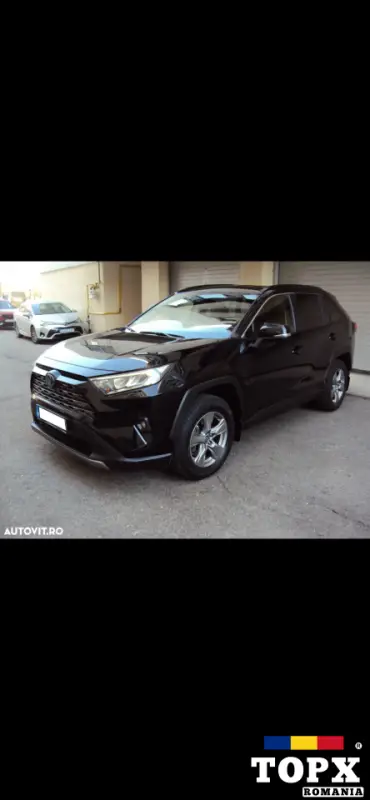 Toyota Rav 4 Hybrid 4X4 din anul 2022