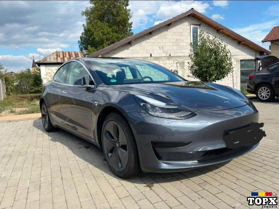 Tesla model 3 sr+ 88700 km
