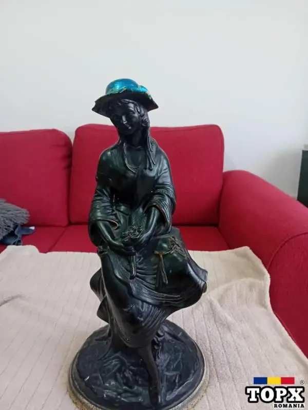statuetta 55cm inaltime