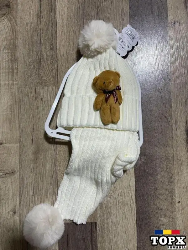 Set fular si caciulita