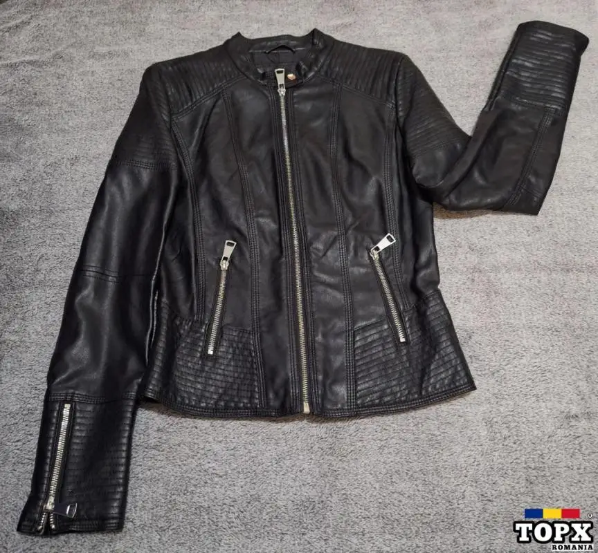 Geaca imitatie piele ,calitate ,noua