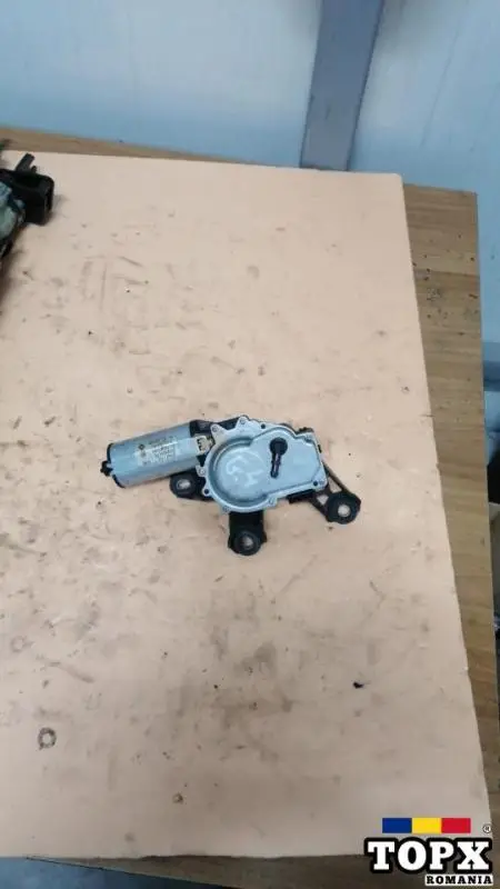 Motoras stergator geam fata Volkswagen Bora 0390201592 1j0955711c