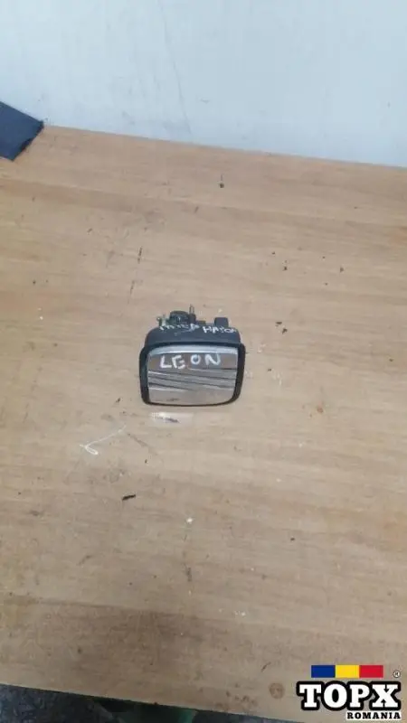 Buton deschidere cu stema Seat Leon 1m6827565b