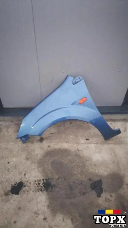 Aripa stanga fata Ford Fiesta albastra